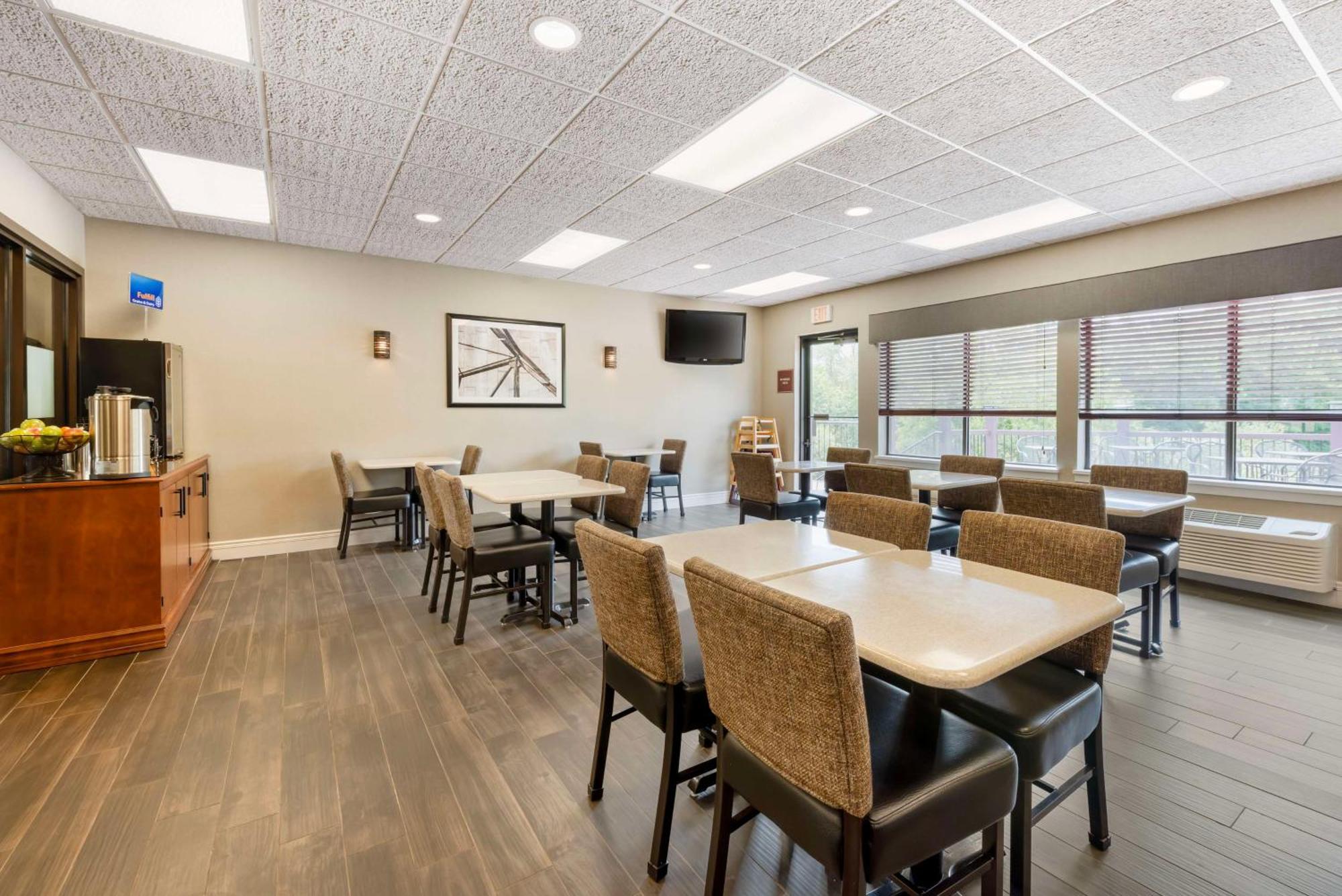 Best Western Spooner Riverplace Exterior foto